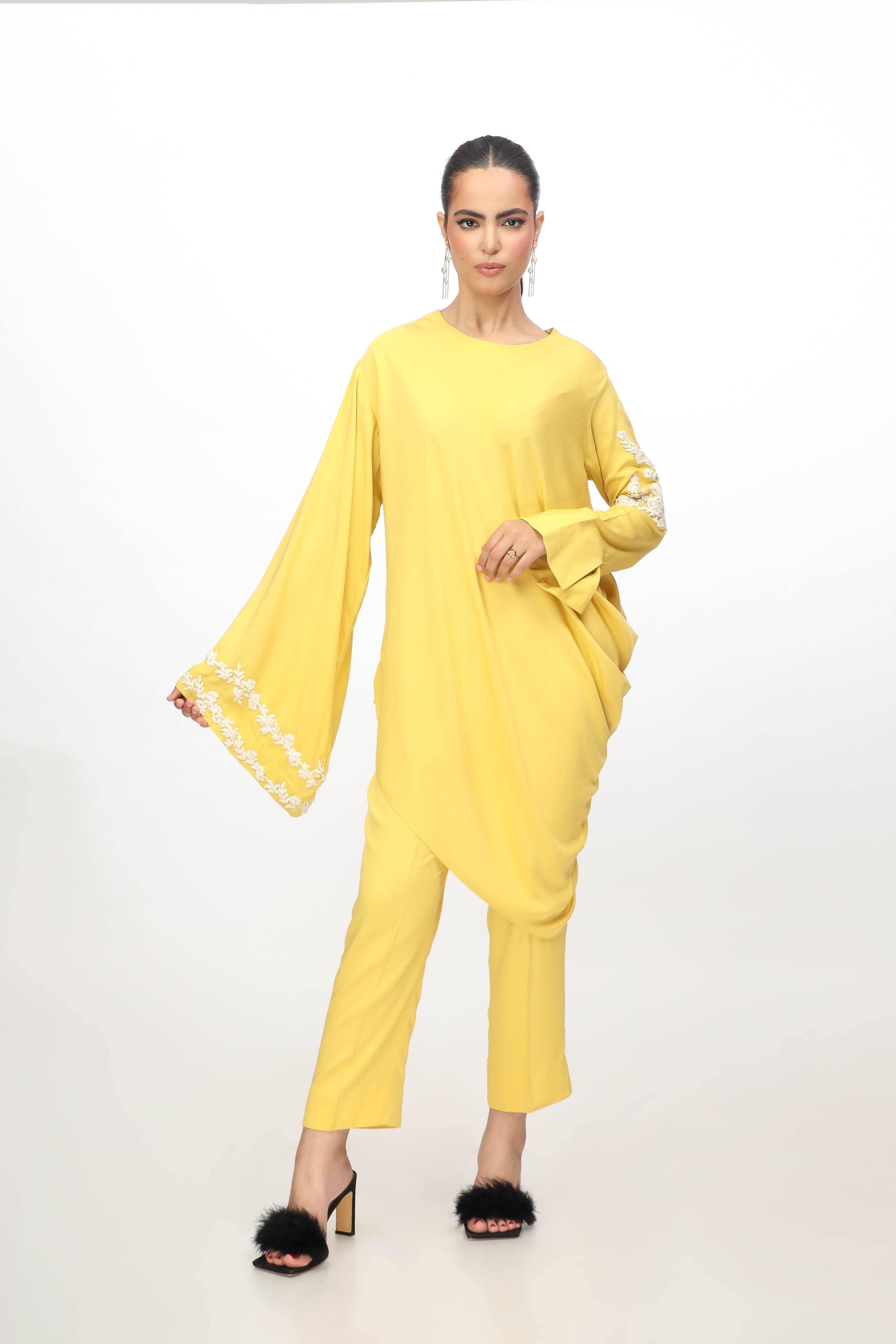 PBP0031 - Parniyaan-clothing