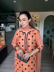 POLKA NOIR