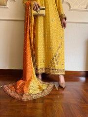 Raqs-e-Zareen