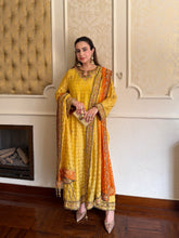Raqs-e-Zareen