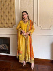 Raqs-e-Zareen