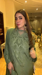 Pistachio green - Parniyaan-clothing