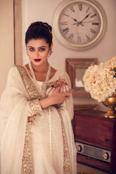 Hathi Paer - Parniyaan-clothing