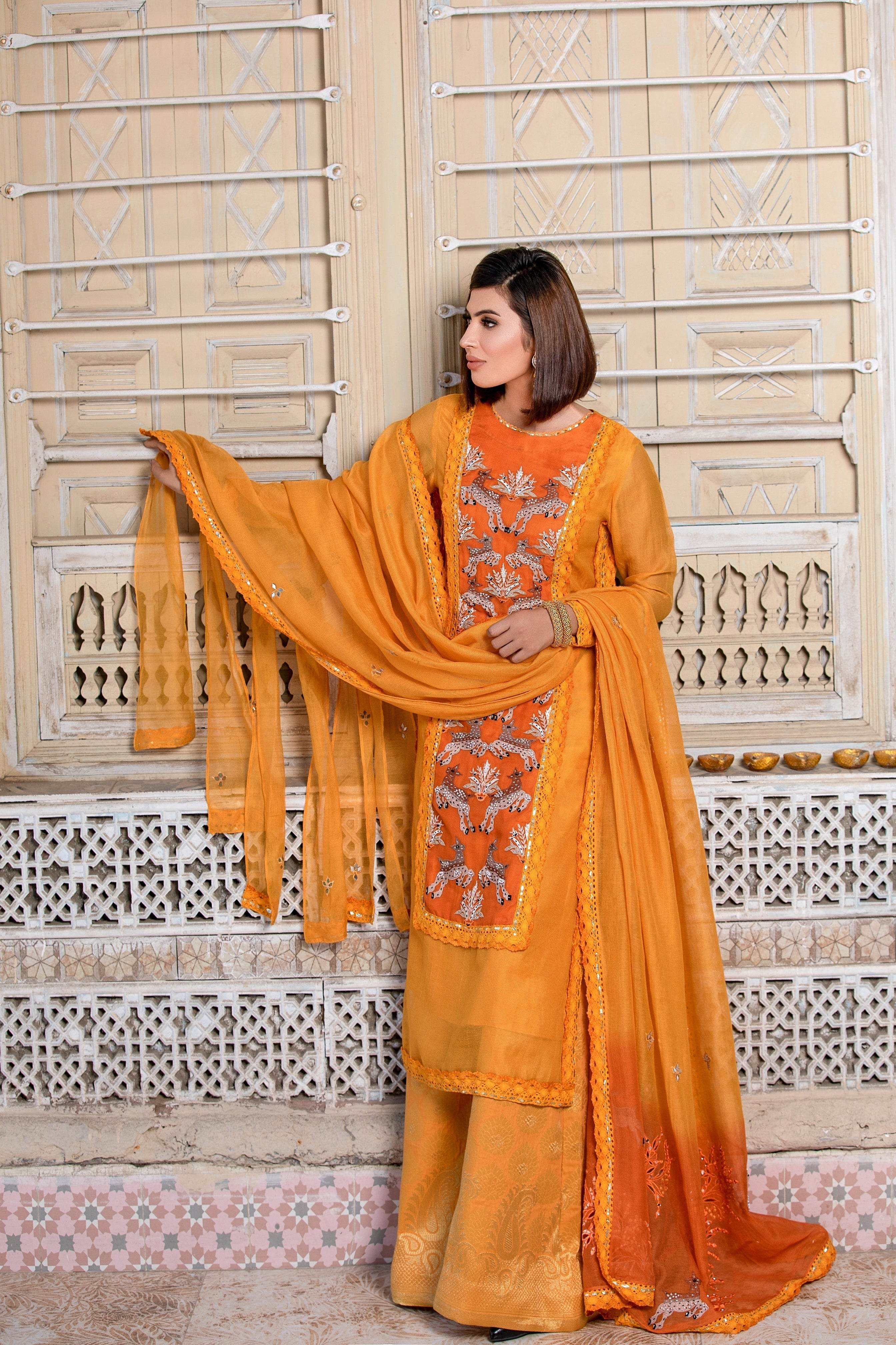 Sunny Reindeer - Parniyaan-clothing