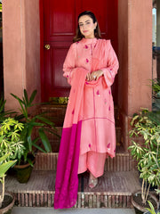 BLUSH PINK