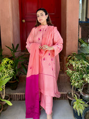 BLUSH PINK