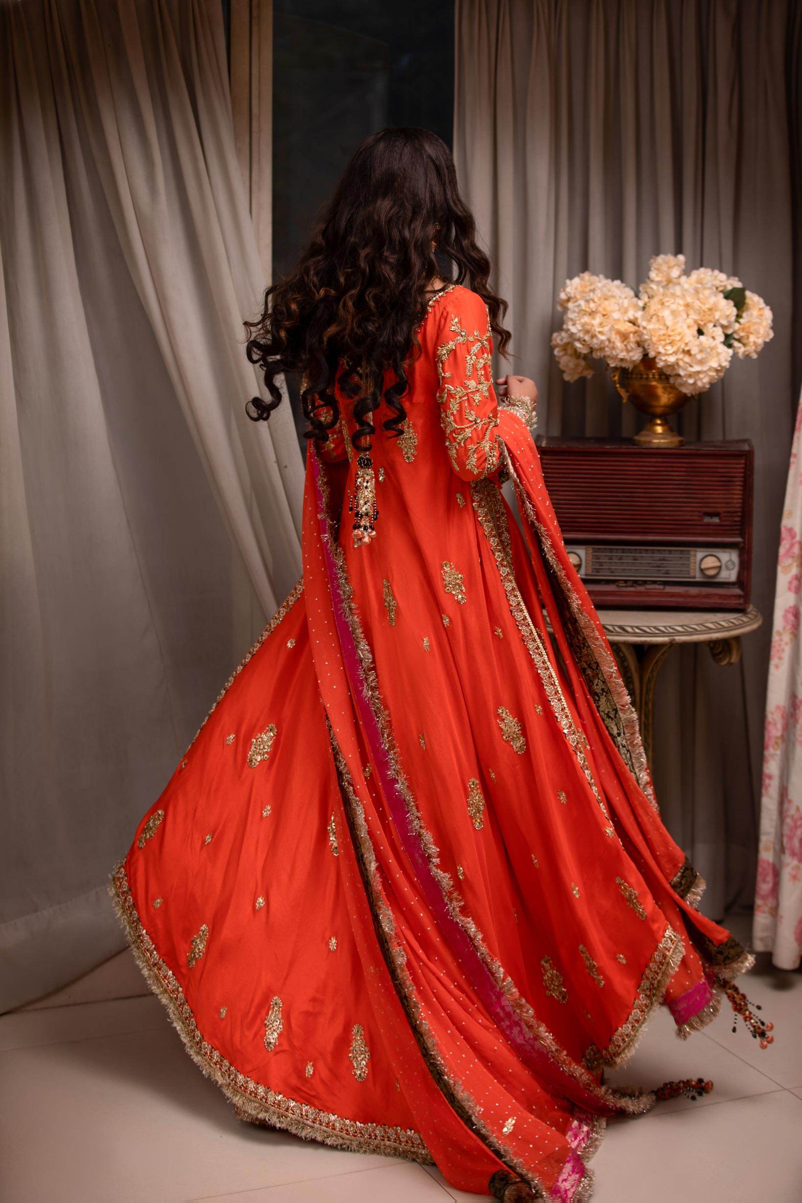 Orange Mehndi Dress Parniyaan-clothing Orange Mehndi Dress Parniyaan-clothing