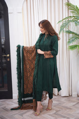 Emerald Green Cozy winter outfit